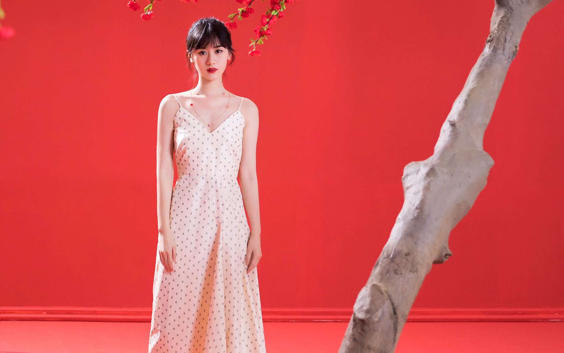 尤文图斯球员登贝莱在比赛中展现实力，登贝莱是哪国球员