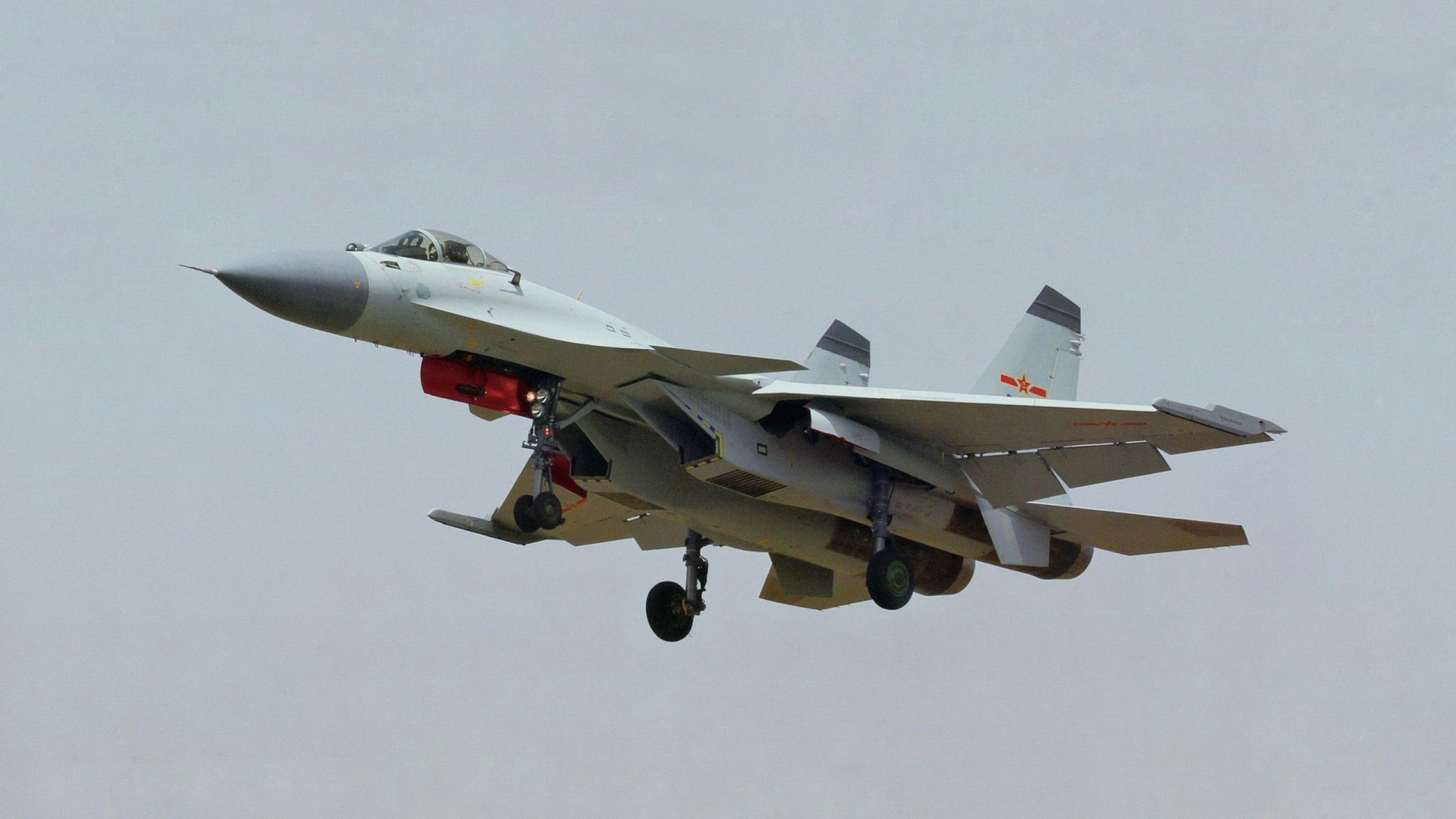 是否应赋予主教练更多转会话语权，主教练能把自己换上场吗